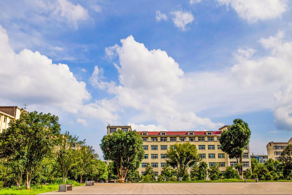 湖北第二师范学院中区宿舍